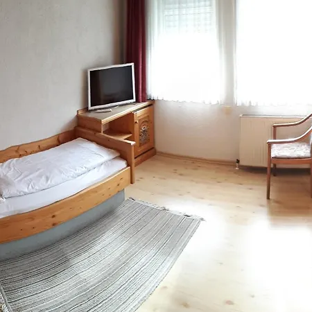 Garni Ueber Nacht Hotel 2*